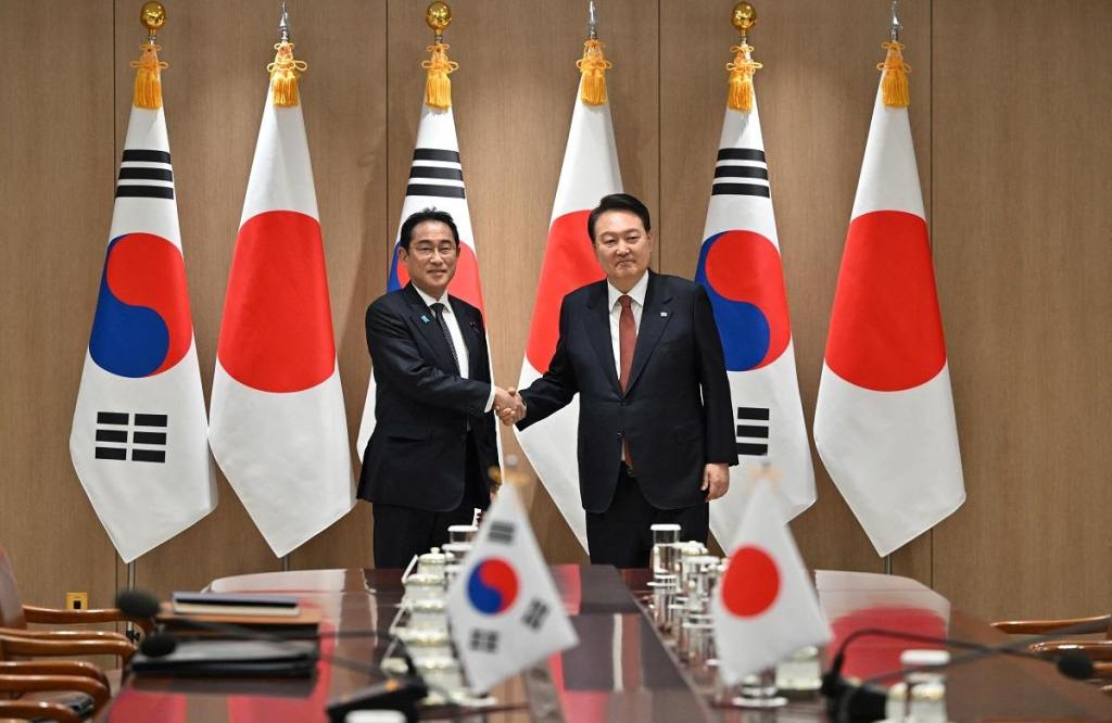 Kishida and Yoon try to reset Tokyo-Seoul relations